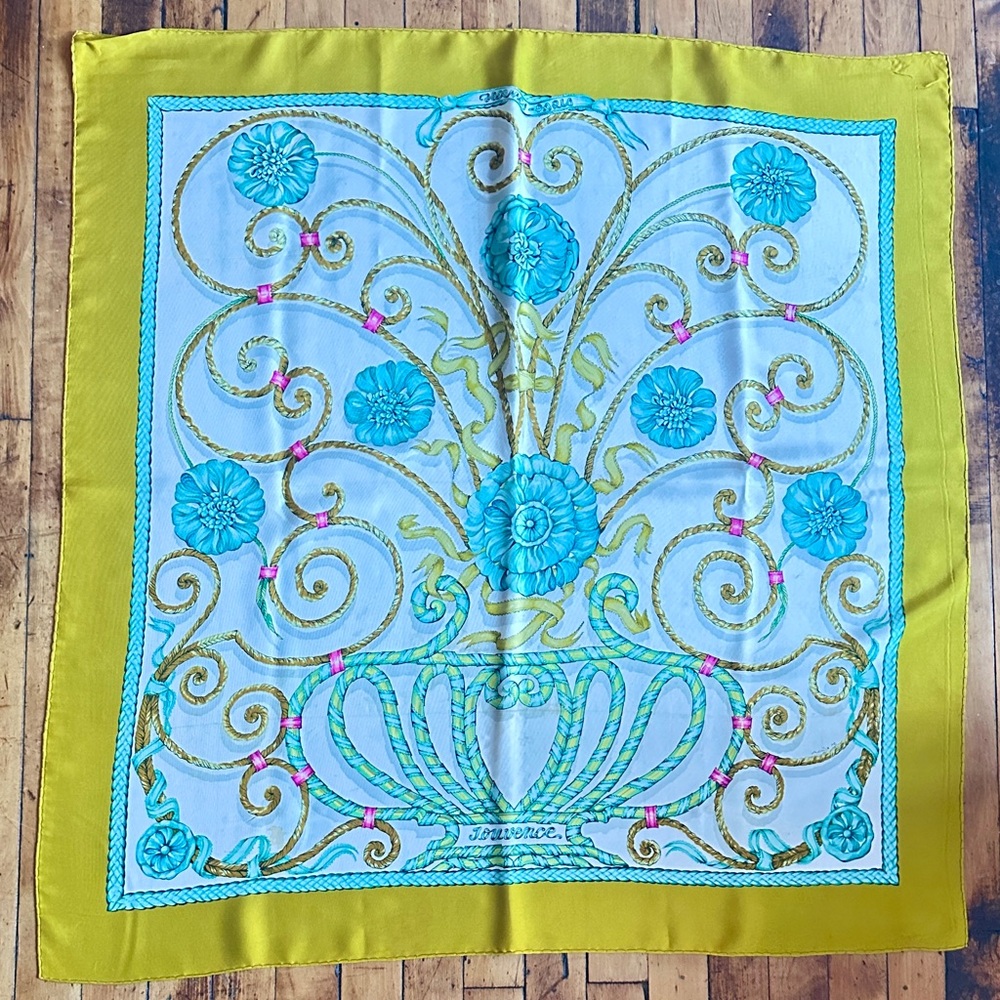 Vintage Hermés 100% Silk Scarf 90x90